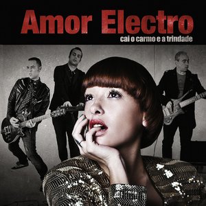 CAI O CARMO E A TRINDADE