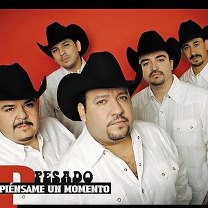 PIÉNSAME UN MOMENTO