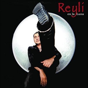 REYLI EN LA LUNA